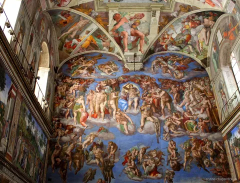 Staff escort helping visitors into the Vatican Museums skip-the-line entrance